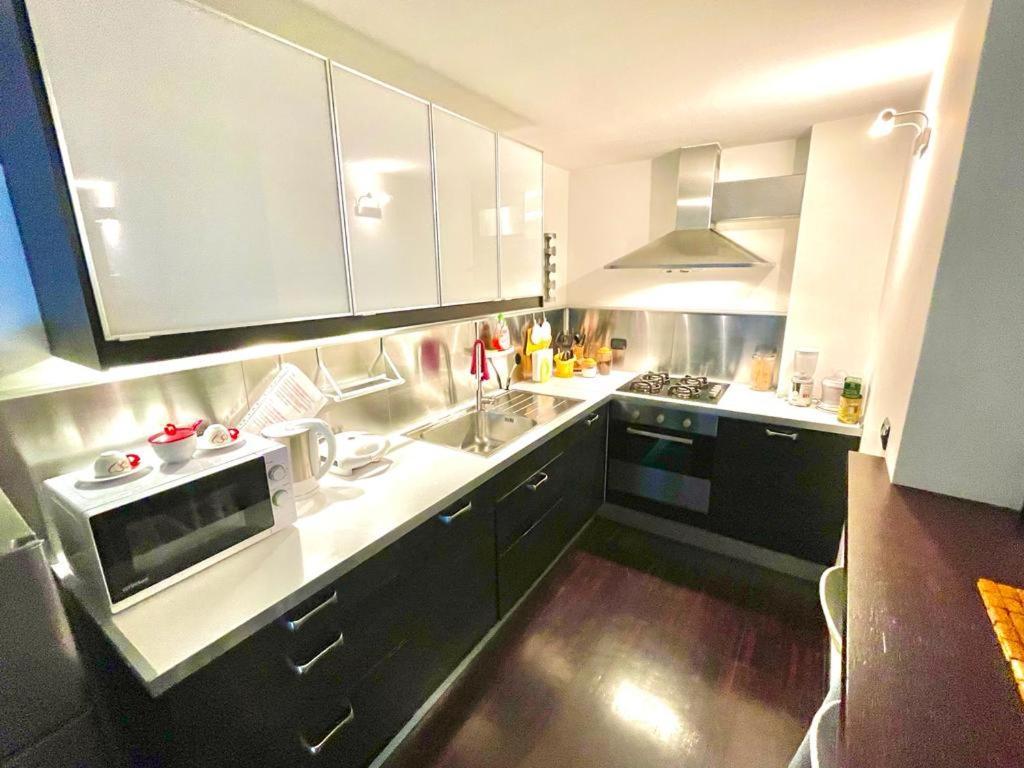 Top House Murat Con Idromassaggio Барі Екстер'єр фото